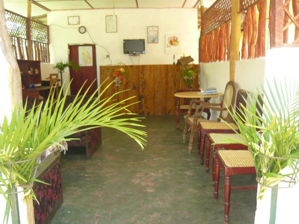 Sunrise Holiday Resort Habarana Esterno foto