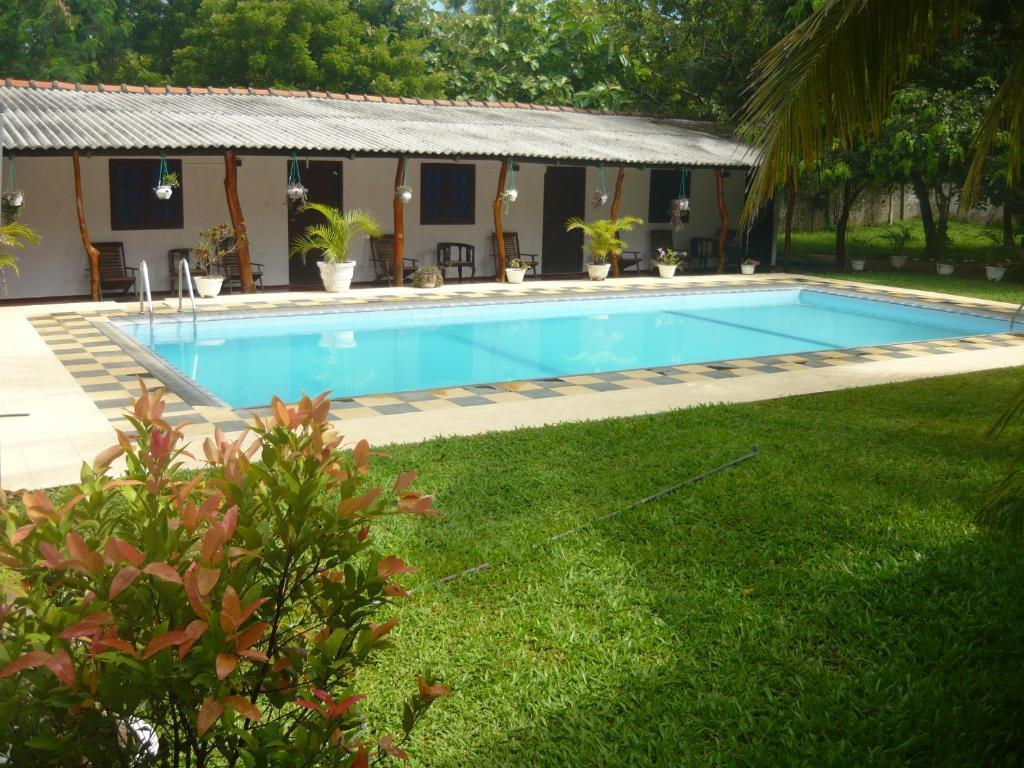 Sunrise Holiday Resort Habarana Esterno foto